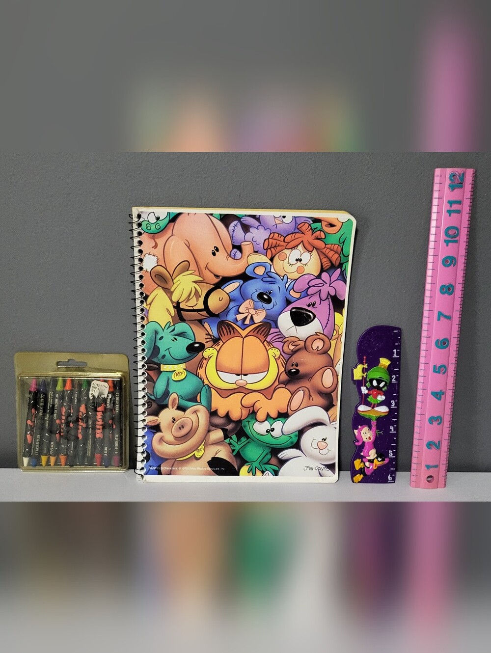 Vintage Stationary Set (Garfield, Looney Tunes, Twins Crayons)